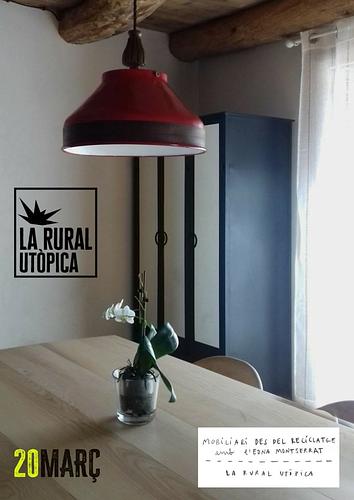 *AQUEST DIVENDRES. II taller: Fem el nostre mobiliari des del reciclatge amb l'Edna Montserrat*

De nou tornarem a gaudir de *l'Edna Montserrat* i la seva capacitat de transformar gairebé qualsevol objecte en un bell moble o làmpada, convertint-lo en una peça d'interiorisme exquisita. *L'Edna aplica la filosofia del circuit curt i del fer-t'ho tú mateix amb el mobiliari domèstic a través del reciclatge de materials*.

Qui va participar l'any passat ja vau veure de què és capaç! Durant la 1a. part del taller, coneixerem el seu treball i ja a la 2a. part ens posarem - com sempre - mans a l'obra per crear la nostra peça. 

*Treballarem doncs amb materials reutilitzats*: metalls, fusta, mobles en desús, vidre, ceràmica i altres elements. *Podeu portar peces/objectes que tingueu a casa i us agradin i amb les que no sabeu què fer-ne*. 

*Indica'ns si participaràs aquest divendres dia 20 de març*: https://forms.gle/ztCiPUgzF1To7eG99

Us hi esperem! (+ info al vincle 👆🏽♥️🔥)